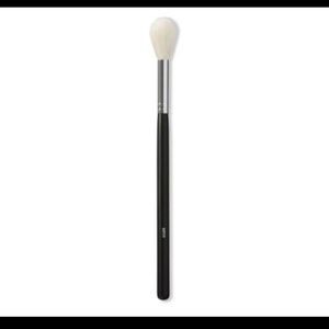 Morphe m510 Brush